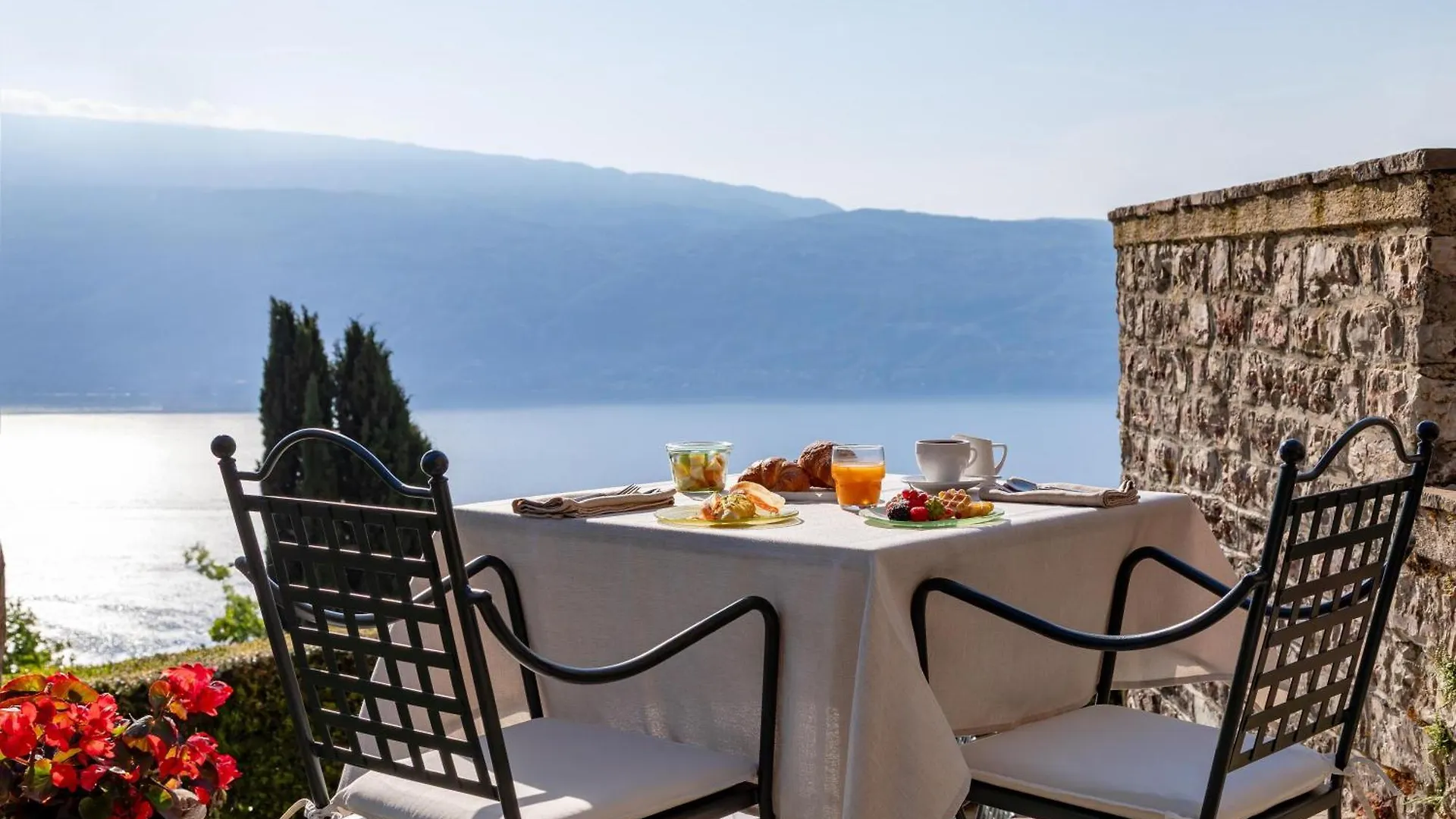 Boutique Hotel Villa Sostaga Gargnano