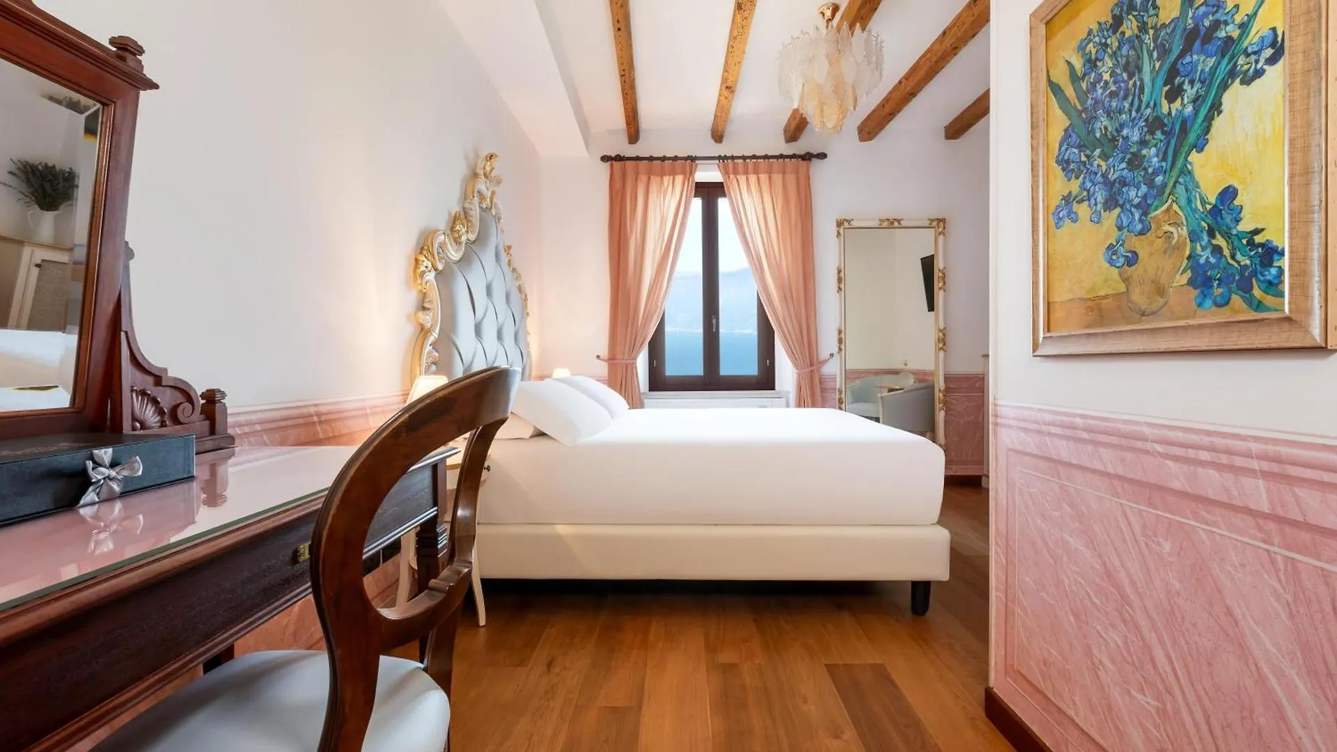 Boutique Hotel Villa Sostaga Gargnano Italy
