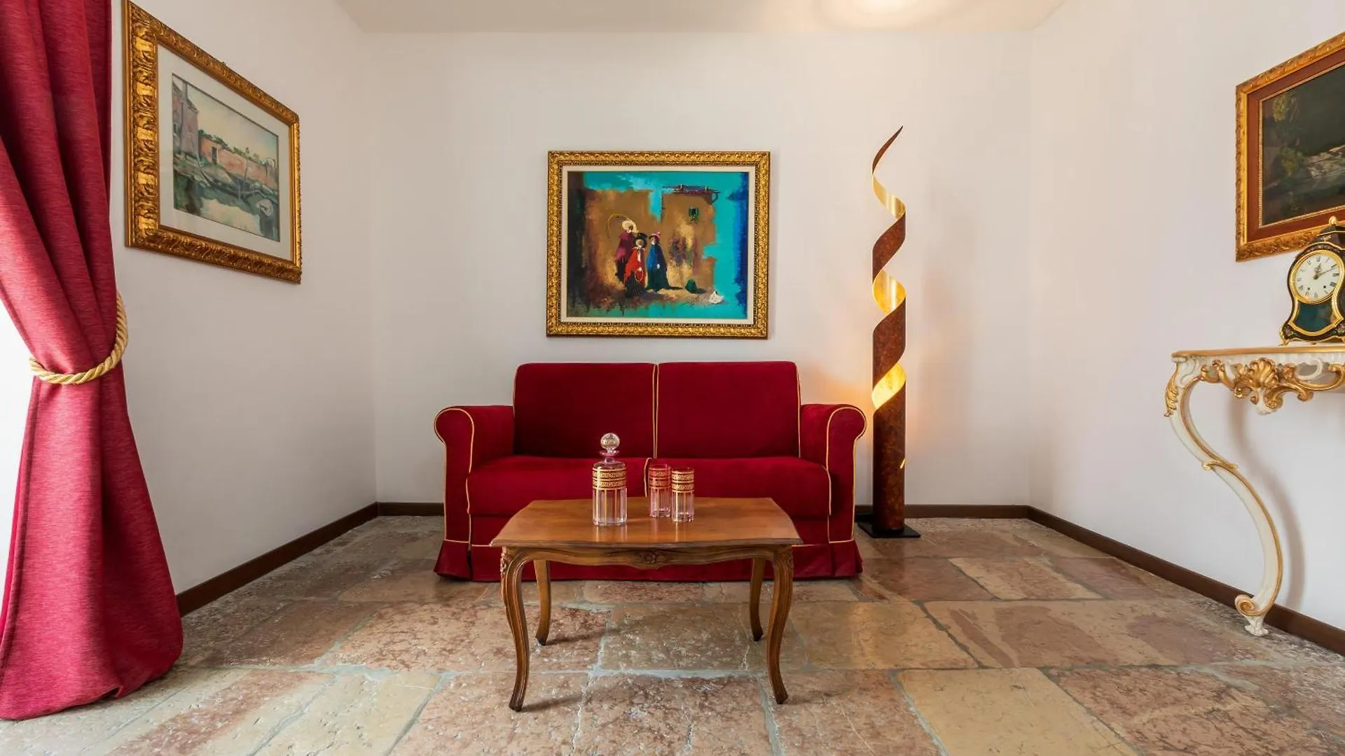 Boutique Hotel Villa Sostaga Gargnano 5*,