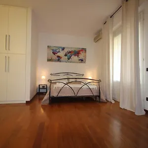 https://graces-house.it-tuscanyhotel.com