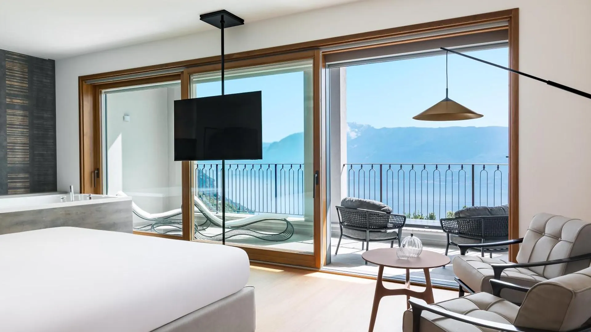 Boutique Hotel Villa Sostaga غارنانو