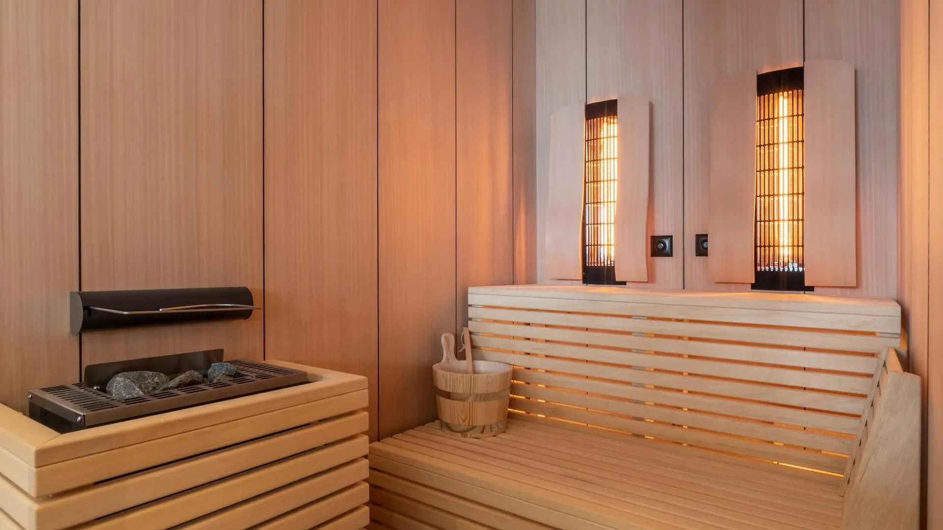 Boutique Hotel Villa Sostaga غارنانو