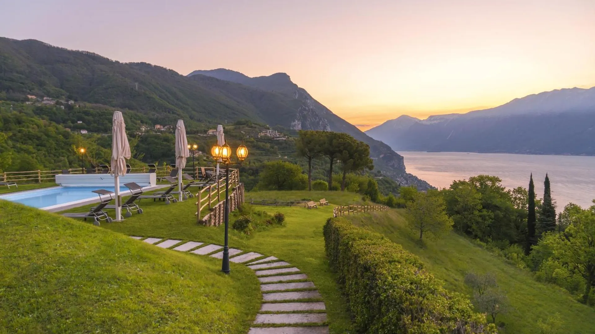 Boutique Hotel Villa Sostaga Gargnano