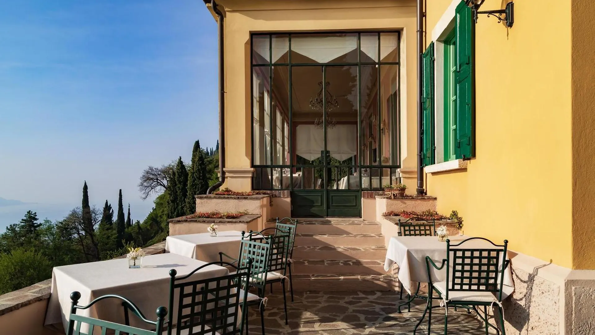 *****  Boutique Hotel Villa Sostaga Gargnano Italy